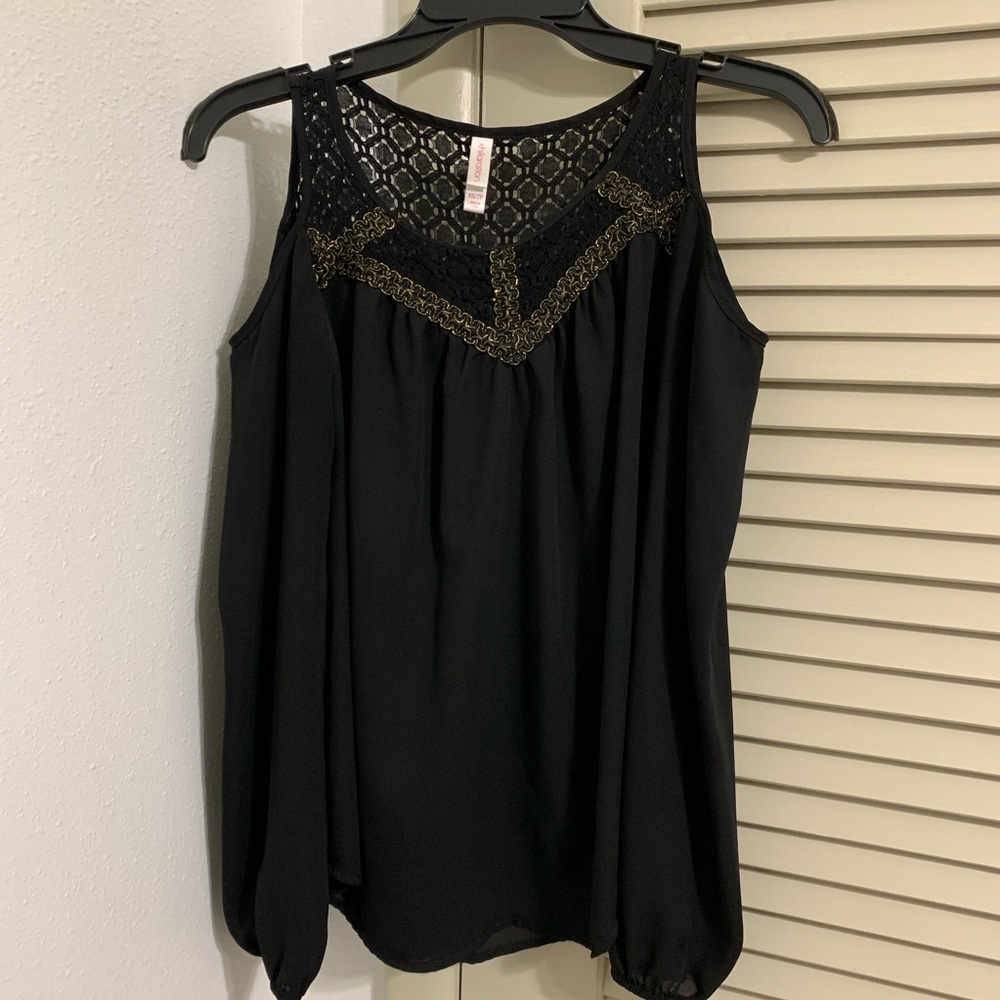 Xhilaration Black Cold shoulder blouse